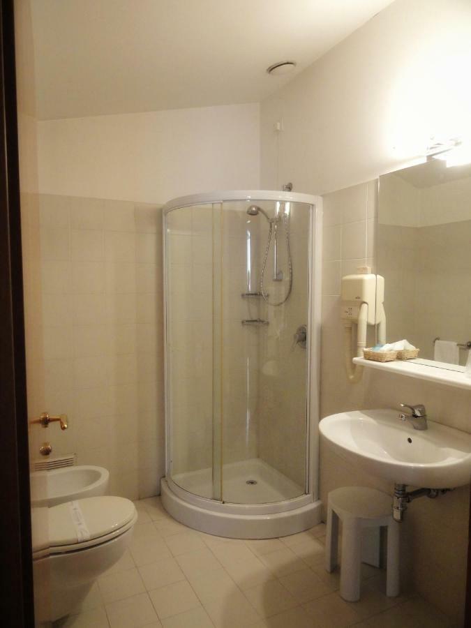 Locanda Perinella Castelgomberto ภายนอก รูปภาพ